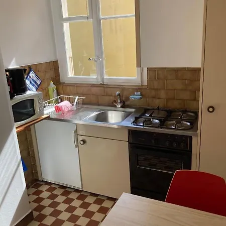 2 Pièces Avec Parking Privé